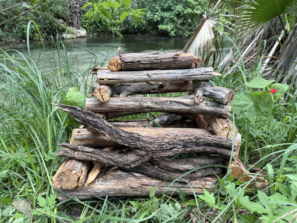 Firefly-brush-pile-shelter
